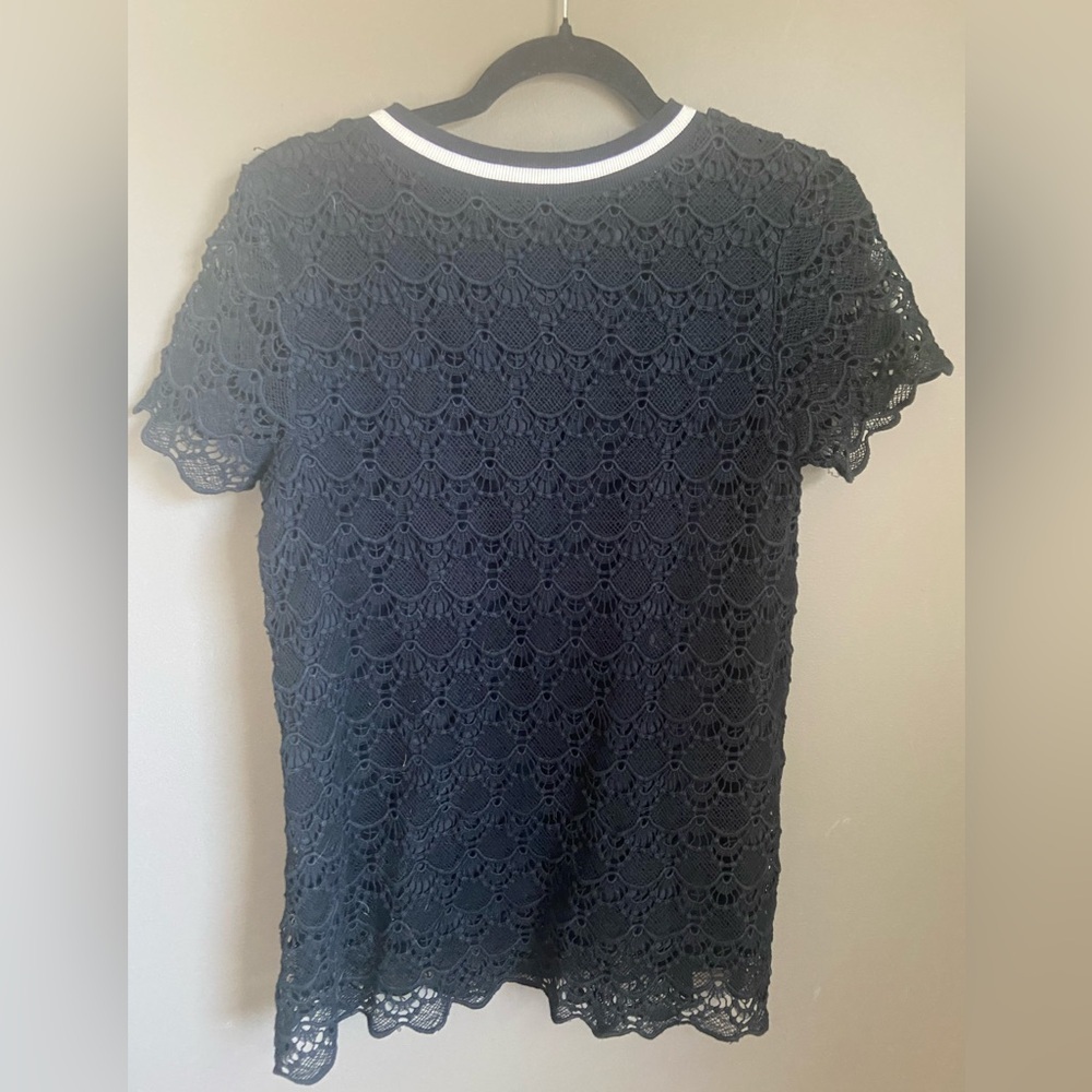 NWOT Scallop Lace Blouse - Picture 2 of 3